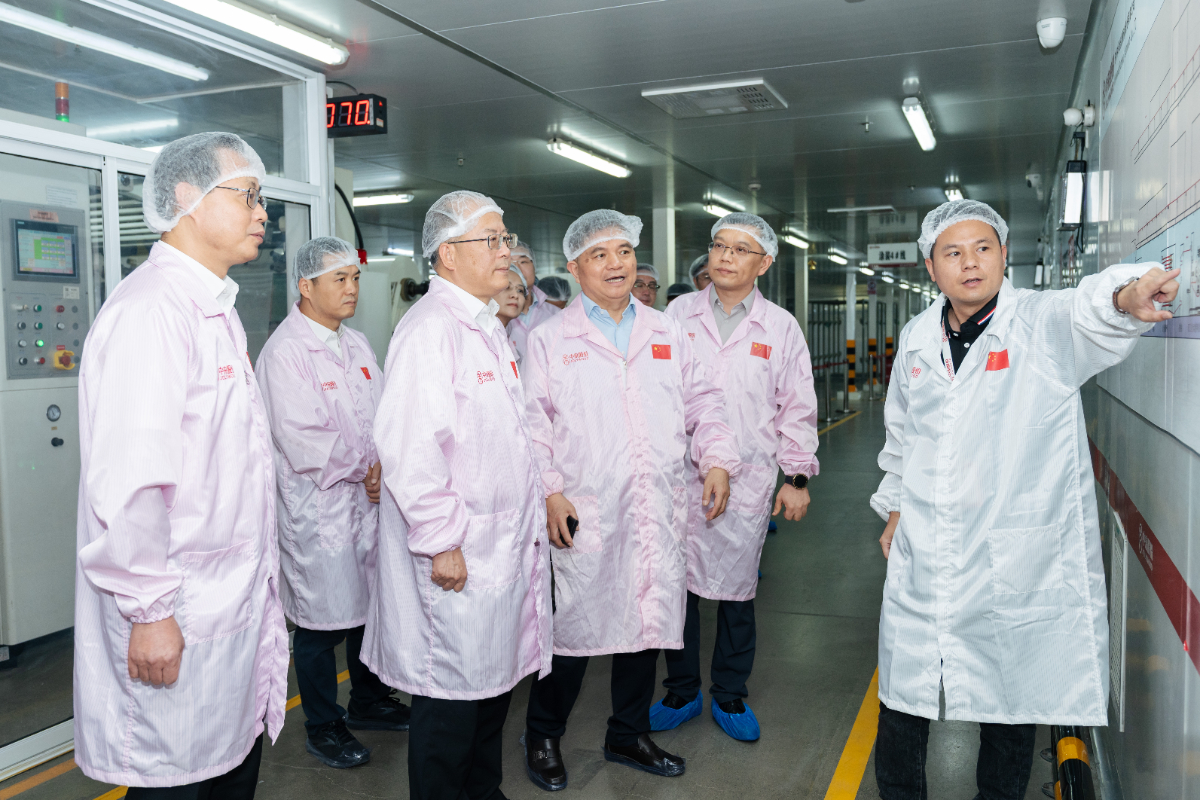 省国资委党委书记、主任董贵波赴中来股份调研