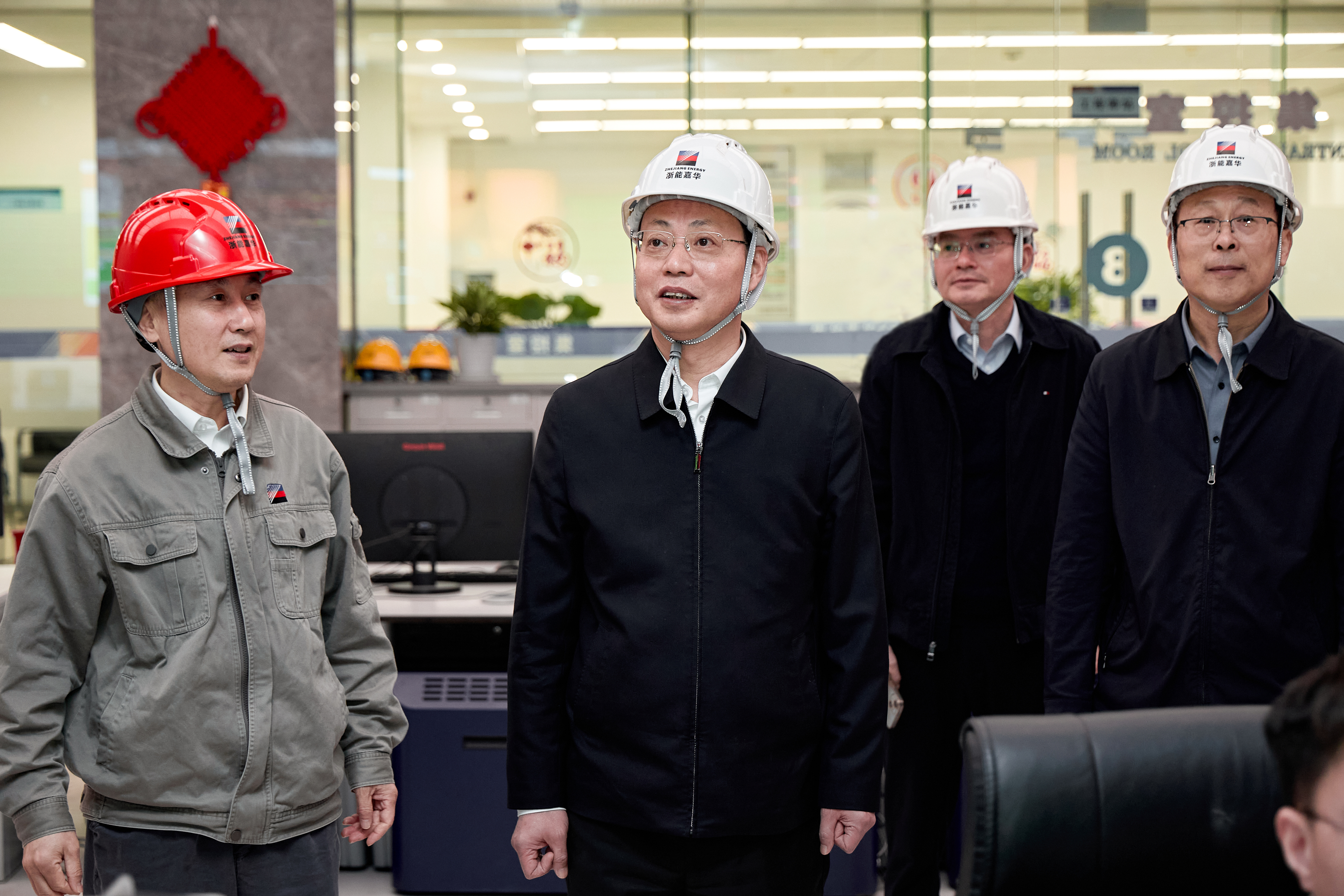 刘盛辉赴浙能嘉华开展节前安全检查和重大项目建设工作调研