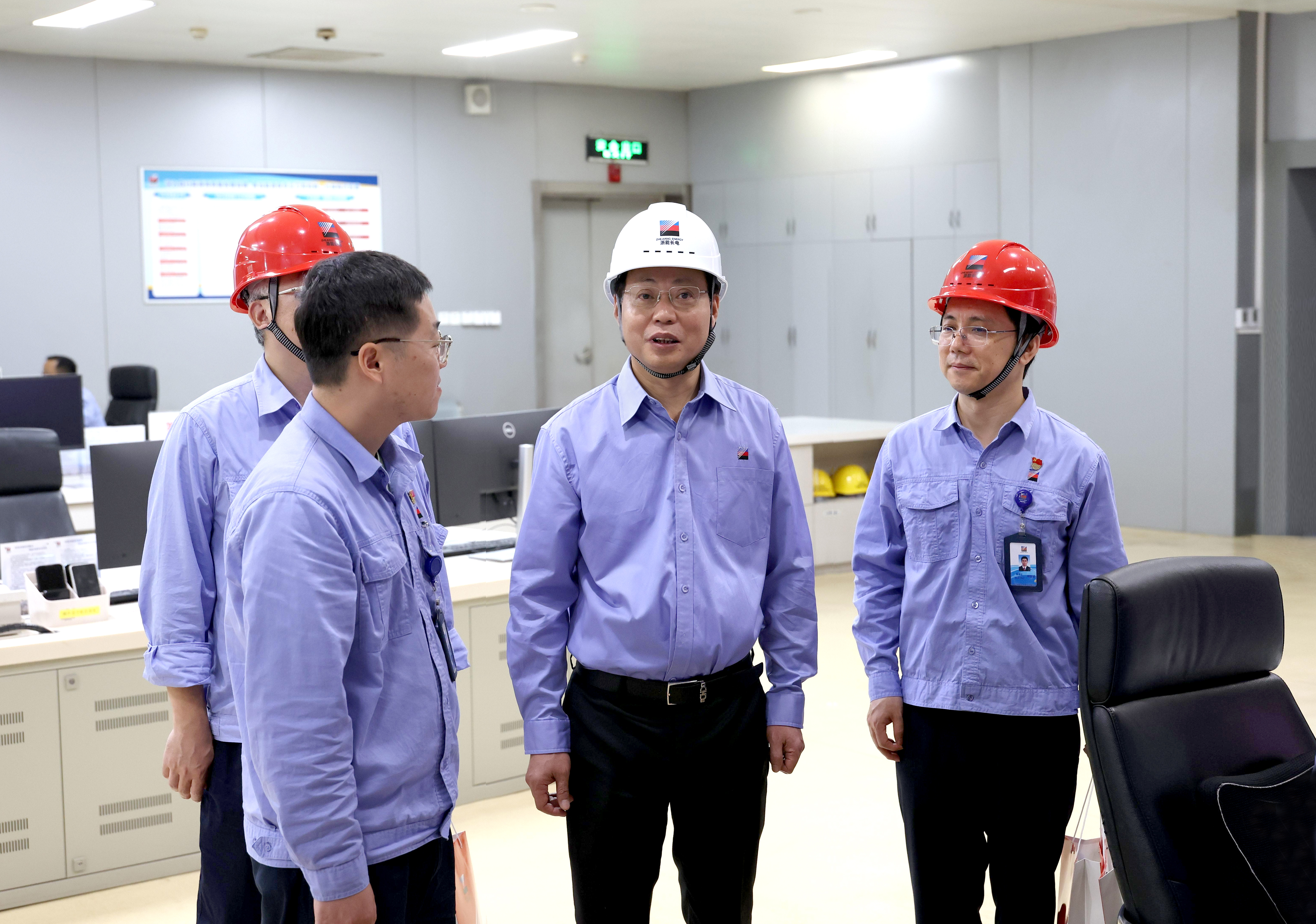刘盛辉赴浙能长电督导迎峰度夏能源安全保供工作