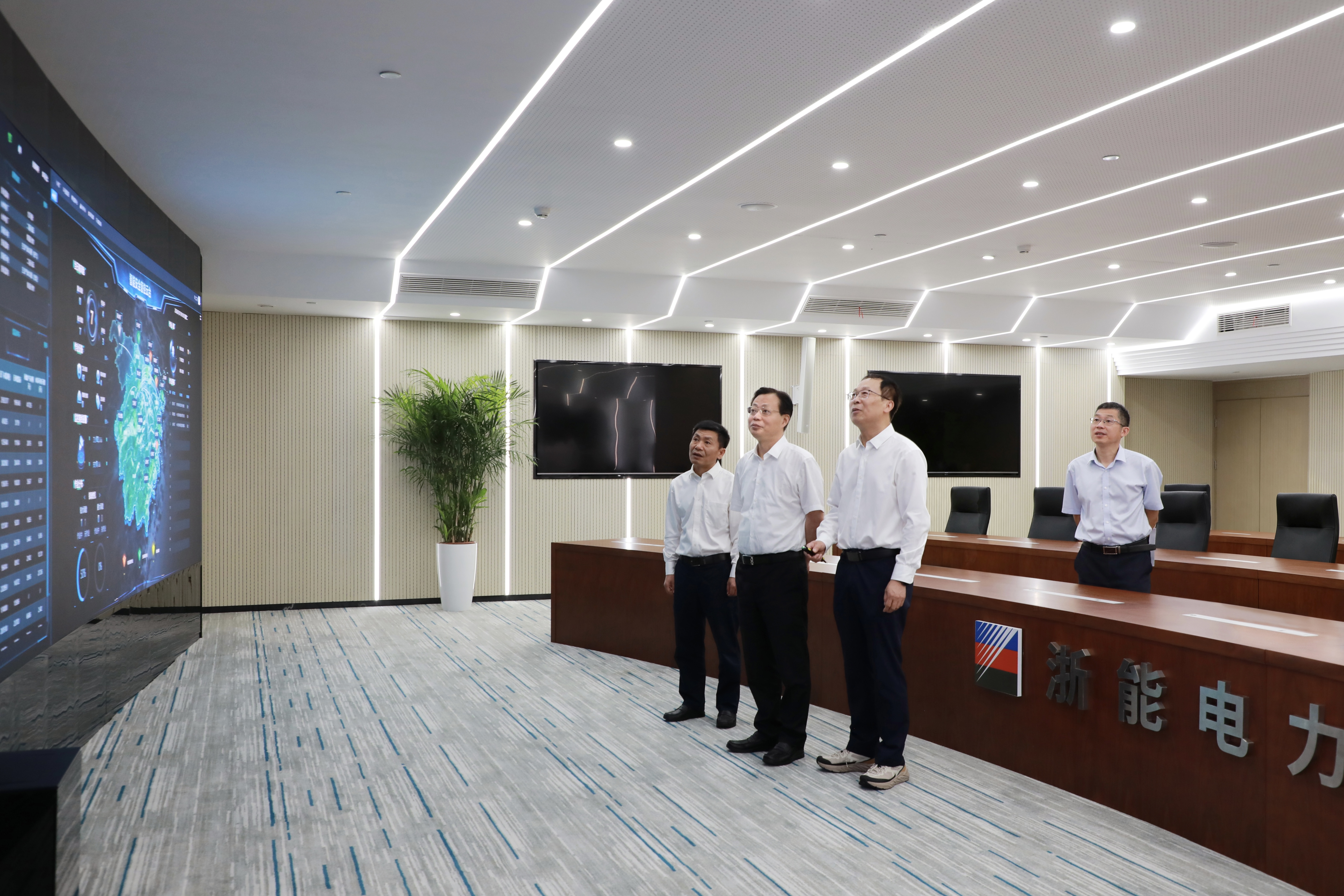 刘盛辉赴浙能电力调研迎峰度夏能源安全保供工作